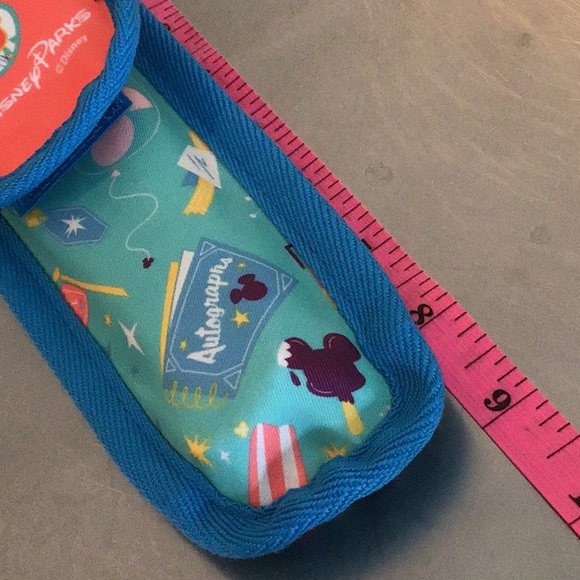 NEW Disney Park MERCH! Bamboo utensil set w/carrying case.Mouse carabiner. - Picture 6 of 10